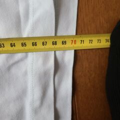 ZARA Tシャツの画像