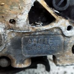 カブ50エンジン3基の画像