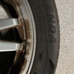 プリウスノーマルタイヤの画像