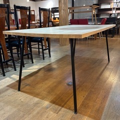 ディスプレイ センター テーブル の画像