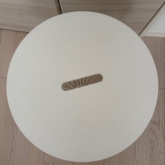 ［値下げしました］サイドテーブルの画像