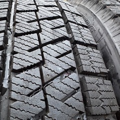 バリ山　185/65R15 ブリジストンスタッドレス　VRX2 2023年の画像