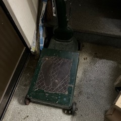 骨董品体重計の画像