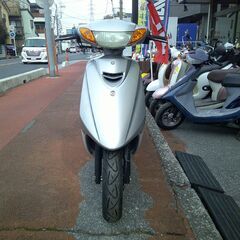 NO.5559　ＪＯＧ （ジョグ）　水冷４サイクルエンジン　フューエルインジェクション車　シルバー　☆彡の画像