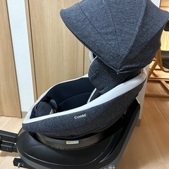 combiチャイルドシートの画像