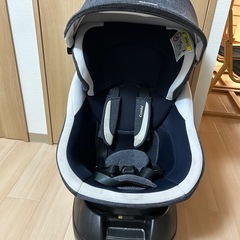 combiチャイルドシートの画像