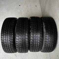 美品！バリ山！ダンロップ　195/65R16 スタッドレス4本セット　ライズ、ロッキーの画像