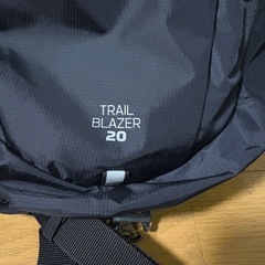 サロモン20ℓリュックの画像