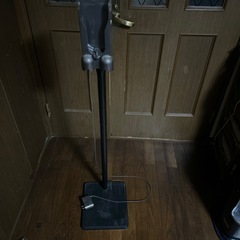 ダイソンクリーナー　スキマノズル、ヘッドスティック、充電機の画像