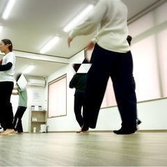 楽しく体を動かしたい方、ぜひ一緒にダンスしませんか？✨ ✨の画像