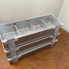 蓋付きステンレスバット3個の画像
