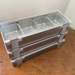 蓋付きステンレスバット3個の画像