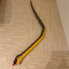 長いへび？ぬいぐるみの画像