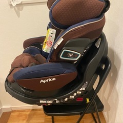 美品 フラディアグロウ ISOFIX 360° セーフティー プレミアムの画像