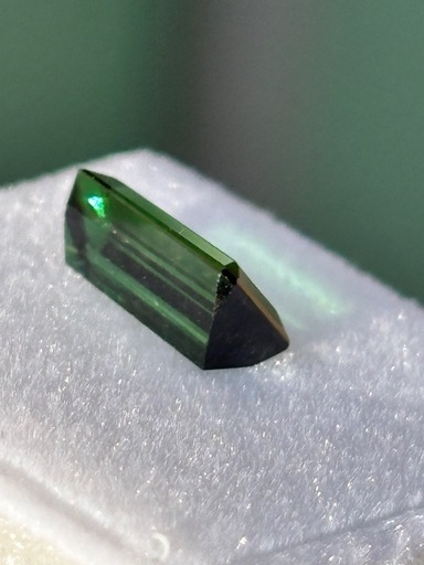 透明感の美しいグリーントルマリン 1.60ct