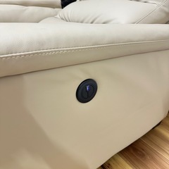 【美品】NITORI Nビリーバ 電動 リクライニング ソファ 3人掛けの画像