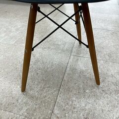 ★リユースのサカイ高崎店★TJ13344 (株)オーヤマ 椅子 黒 H42×D44.5×W45.5 クリーニング済みの画像