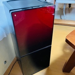 不具合なくデザインも機能もパーフェクトな冷蔵庫「UR-FG110J(R)」の画像
