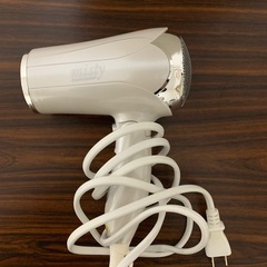  ヘアドライヤーの画像