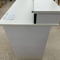 ★リユースのサカイ高崎店★TJ13346  デスク 白 H83×D50×W100 クリーニング済みの画像