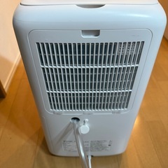 【美品】SHARP CV-N71 衣類乾燥除湿機／連続排水ホース付きの画像