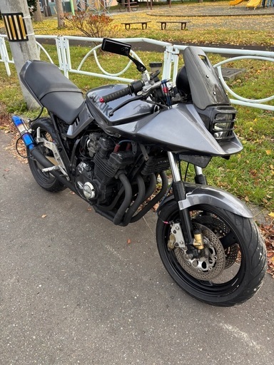 SUZUKI スズキ　GSX750S 　KATANAカタナ