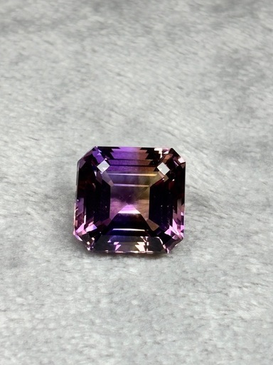 天然アメトリン 23.15カラット