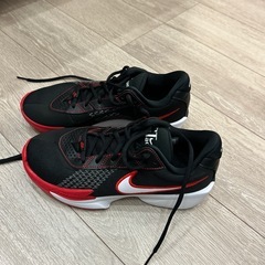 NIKE  エアズーム　GTカットアカデミーの画像