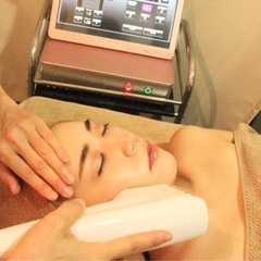 速攻で小顔実感🧡ハイフフェイシャル全顔　12980円❣️