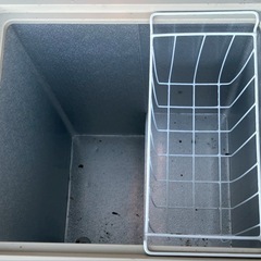 【現状品】　冷凍ストッカー SHARP 2015年製の画像