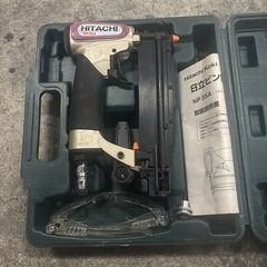 日立ピン釘打ち機　ほぼ新品の画像