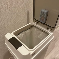 ゴミ箱　20リットル
の画像