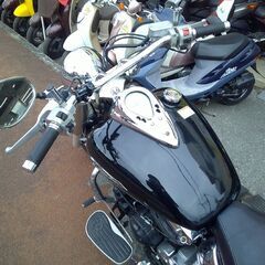 NO.5564　ヤマハ　ドラッグスター４００クラシック　ＶＨ０１Ｊ　スラッシュカットマフラー　リヤボックス付き　サイドバックサポート付き　ブラック　☆彡の画像