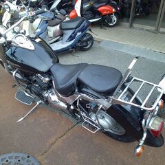 NO.5564　ヤマハ　ドラッグスター４００クラシック　ＶＨ０１Ｊ　スラッシュカットマフラー　リヤボックス付き　サイドバックサポート付き　ブラック　☆彡の画像