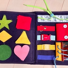 ビジーボード 知育バッグの画像