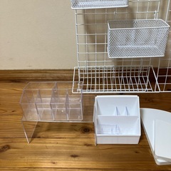 ワイヤー　ネット　カゴ　　収納の画像