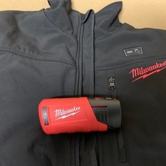 ★あったかい★ミルウォーキー・M12 ビーテッドジャケット・Sサイズ・バッテリー付き※これからの時期にお勧め！スノボーやバイクなど！の画像