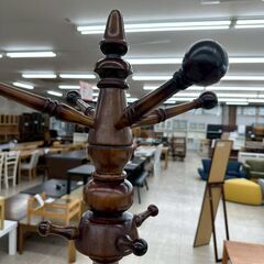 ★リユースのサカイ高崎店★TJ13361  ハンガーポール 茶 H182×D45.5×W45.5 クリーニング済みの画像