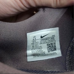 NIKE スニーカー/23.5cm/パープル/の画像