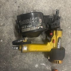 日立高圧65ミリ釘打ち機➕日立高圧ボードビス打ち機セットの画像