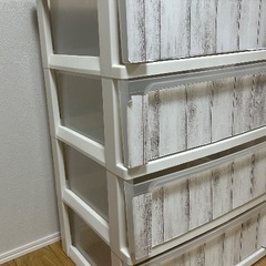  プラスチック製 4段引き出し収納の画像