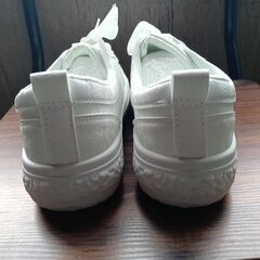 新品 23.5cm レディース スニーカー ホワイト シューズ 靴 カジュアル 識別番号:(948-Z)の画像