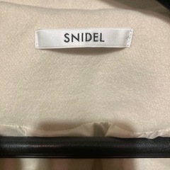 snidelスナイデルショート丈コートの画像