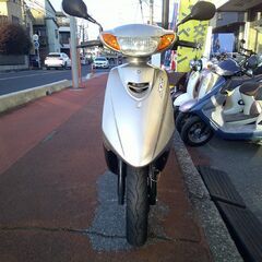 NO.5567　ＪＯＧ （ジョグ）　水冷４サイクルエンジン　フューエルインジェクション車　シルバー　☆彡の画像