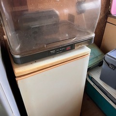 冷蔵庫×2, 洗濯機×1 明日9:30にお引き取りいただける方の画像