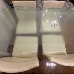 あずま工芸  ガラステーブル　ダイニング5点セット 合成皮革椅子 白　合皮　中古の画像