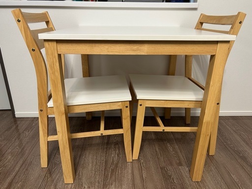 IKEA　ダイニングテーブル