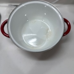 1人用のホーロー鍋（IH対応）の画像