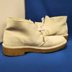 ジモティ割引有★【ジャングルジャングル岸和田店】クラークス デザートブーツ ホワイト 25.5cm 南大阪 岸和田 貝塚市 泉佐野市 高石市 泉大津市 和泉市 忠岡町 熊取町の画像