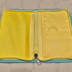 【取引中】DWE 母子手帳ケース の画像